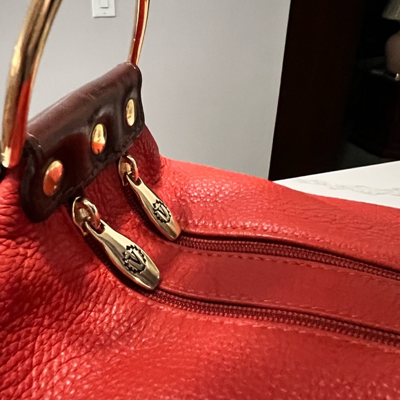 VALENTINA - Picture 9 of 16